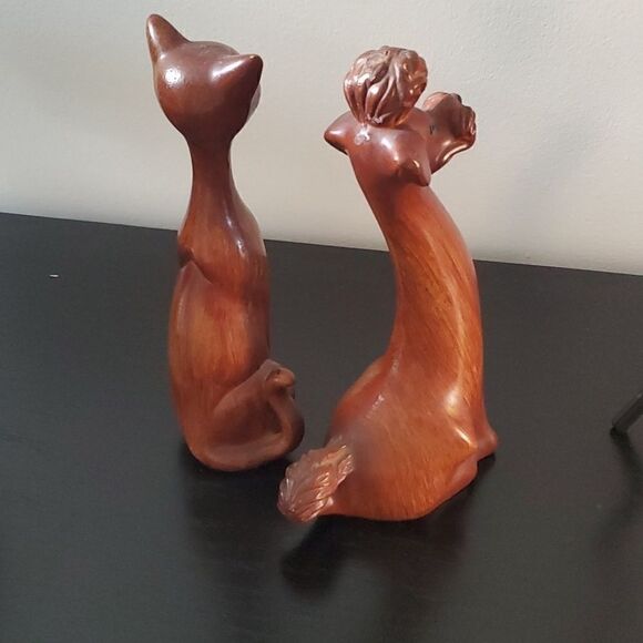 Vintage Mid Century Wooden Cat Dog Figurines - Picture 4 of 7